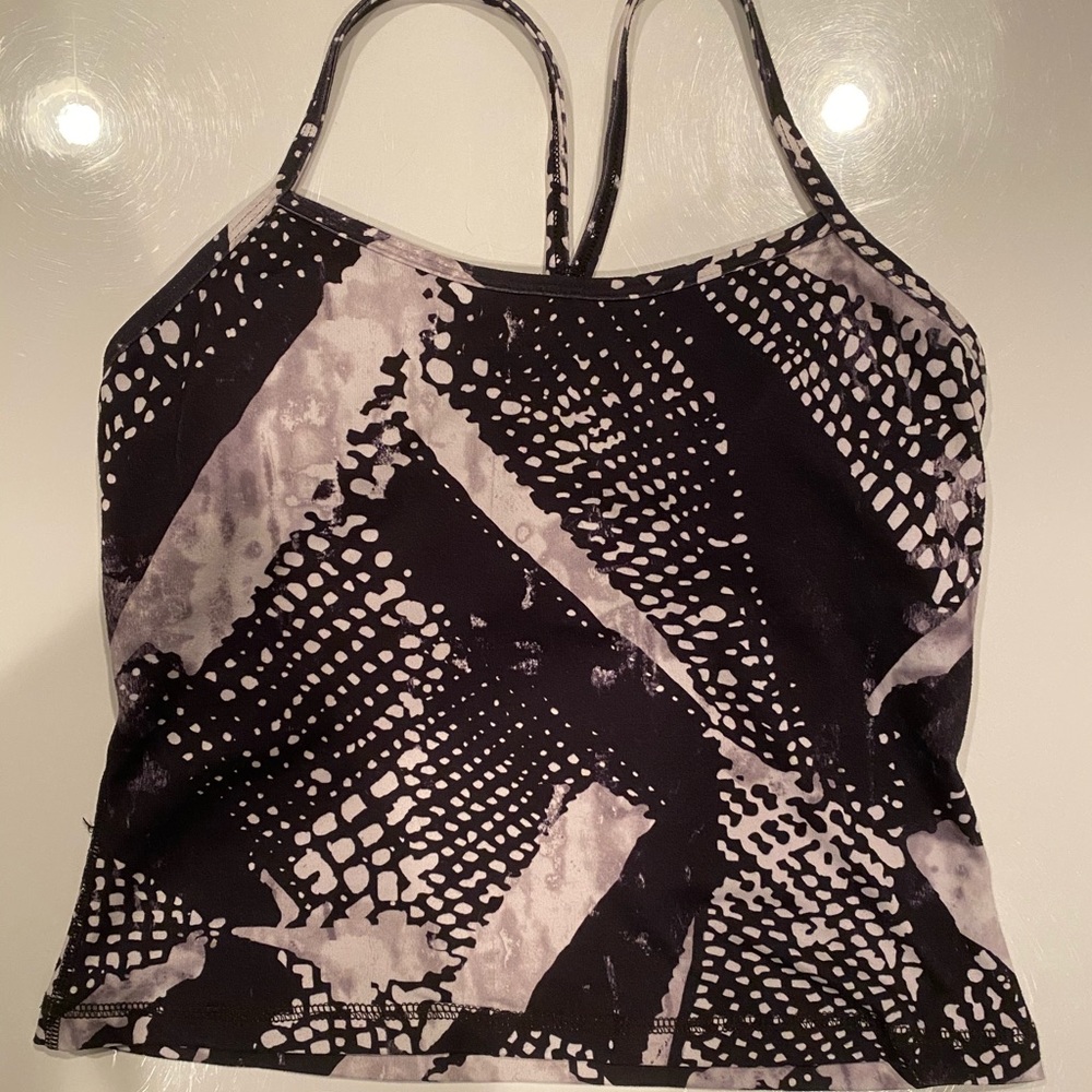 Lululemon Power Y